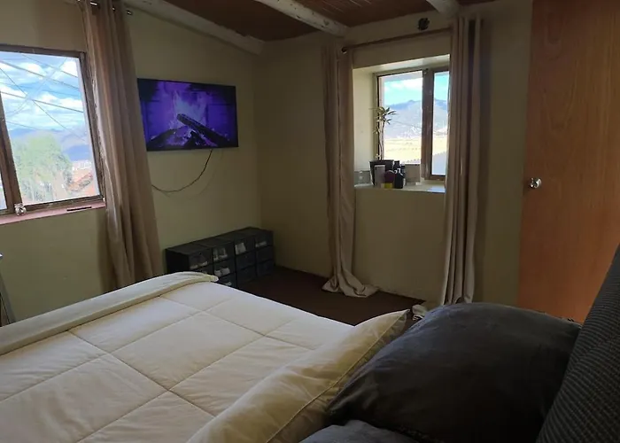 Apartment Cozy Duplex With Fireplace In *